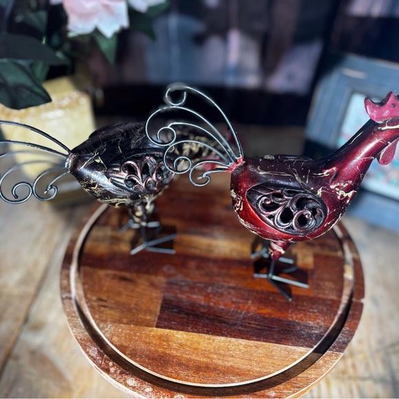 Decorative Red Rooster Figurine - Picture 2 of 5